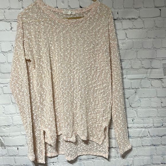 Aeropostale Apricot High-low semi sheer tunic w/gold threading medium - Picture 5 of 11